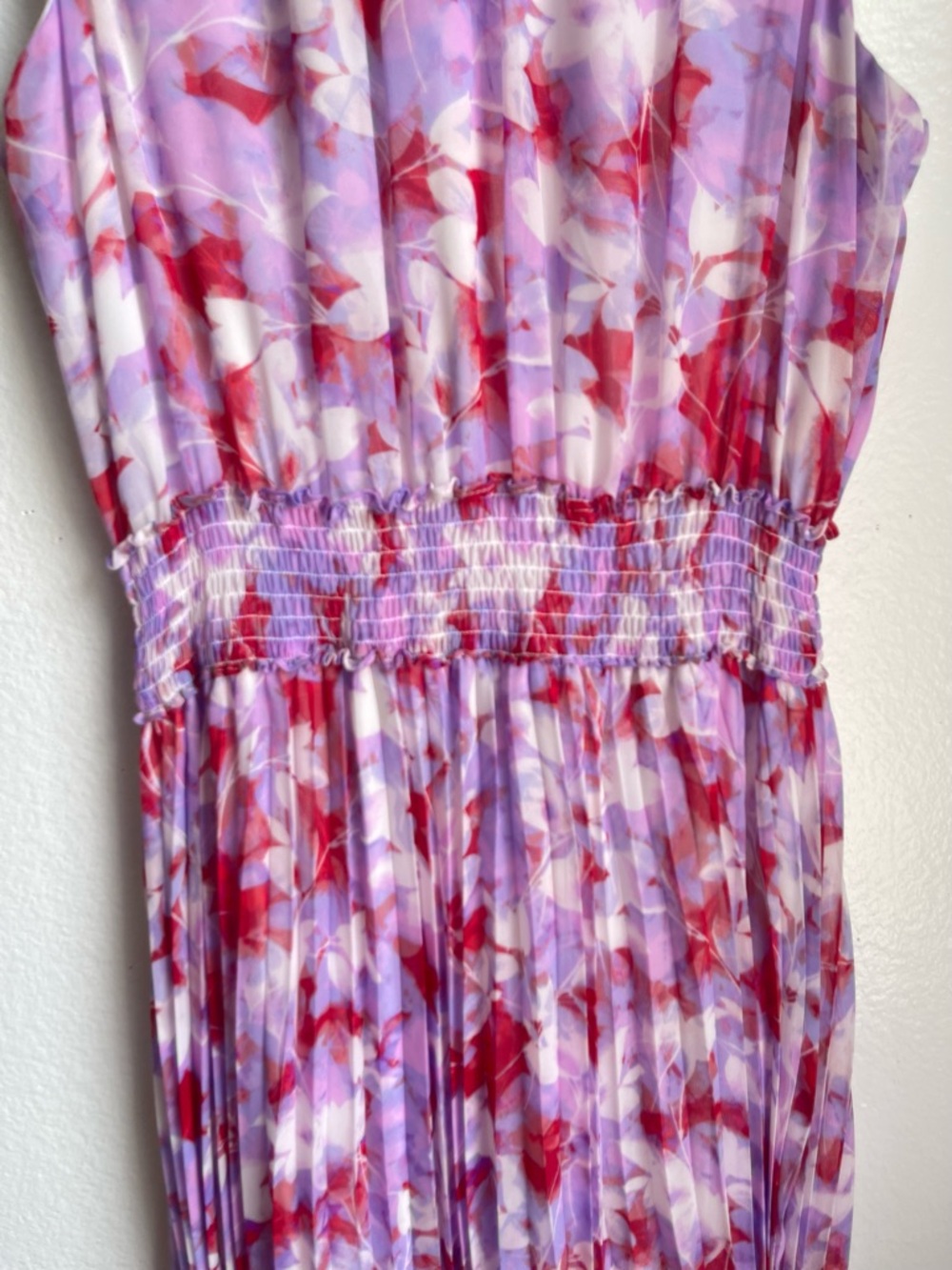 Calvin Klein Lavender Floral Pleated Midi Dress with Red Accents Size 10/12 NWOT - Picture 8 of 14